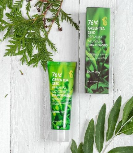 FarmStay 76 Green Tea Seed Premium Moisture Foam Cleansing
